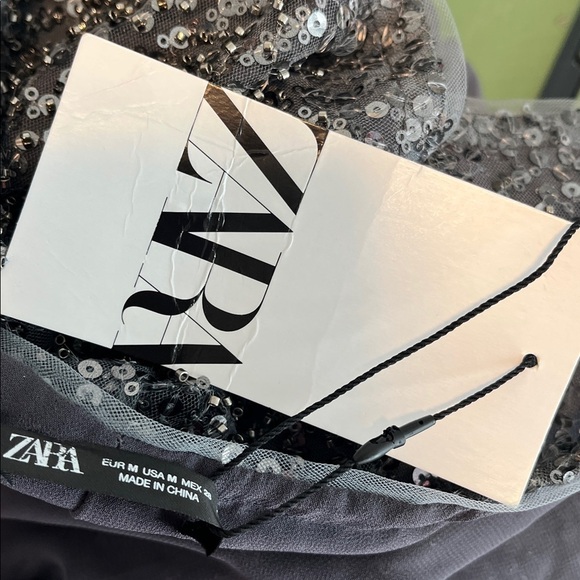NWT ZARA SEQUIN SKIRT SIZE M
🚨 FINAL PRICE NO OFFER ACCEPT - Picture 13 of 17